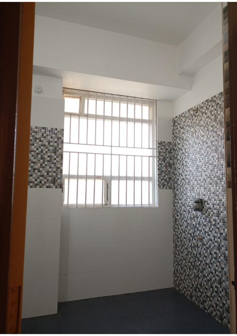 Unfurnished 3bhk in Ashok Path, Mula Gabharu Path, Jatia, Kahilipara, Guwahati, Assam, India for Rent